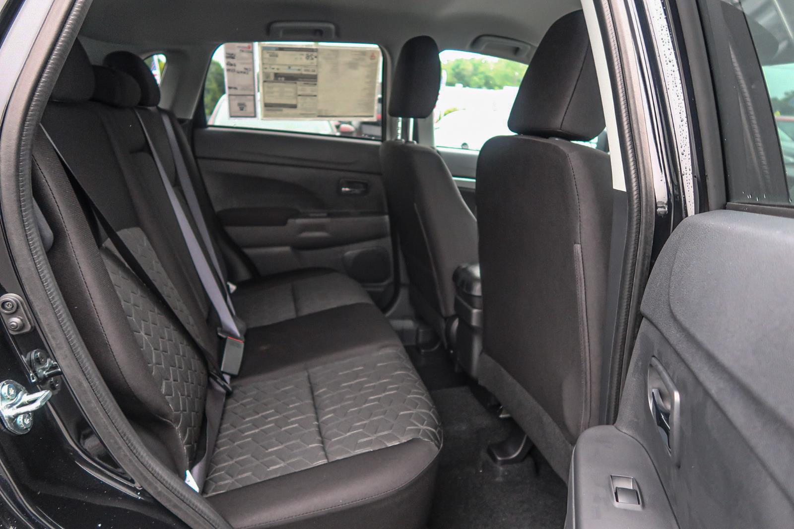 2025 Mitsubishi Outlander Sport ES