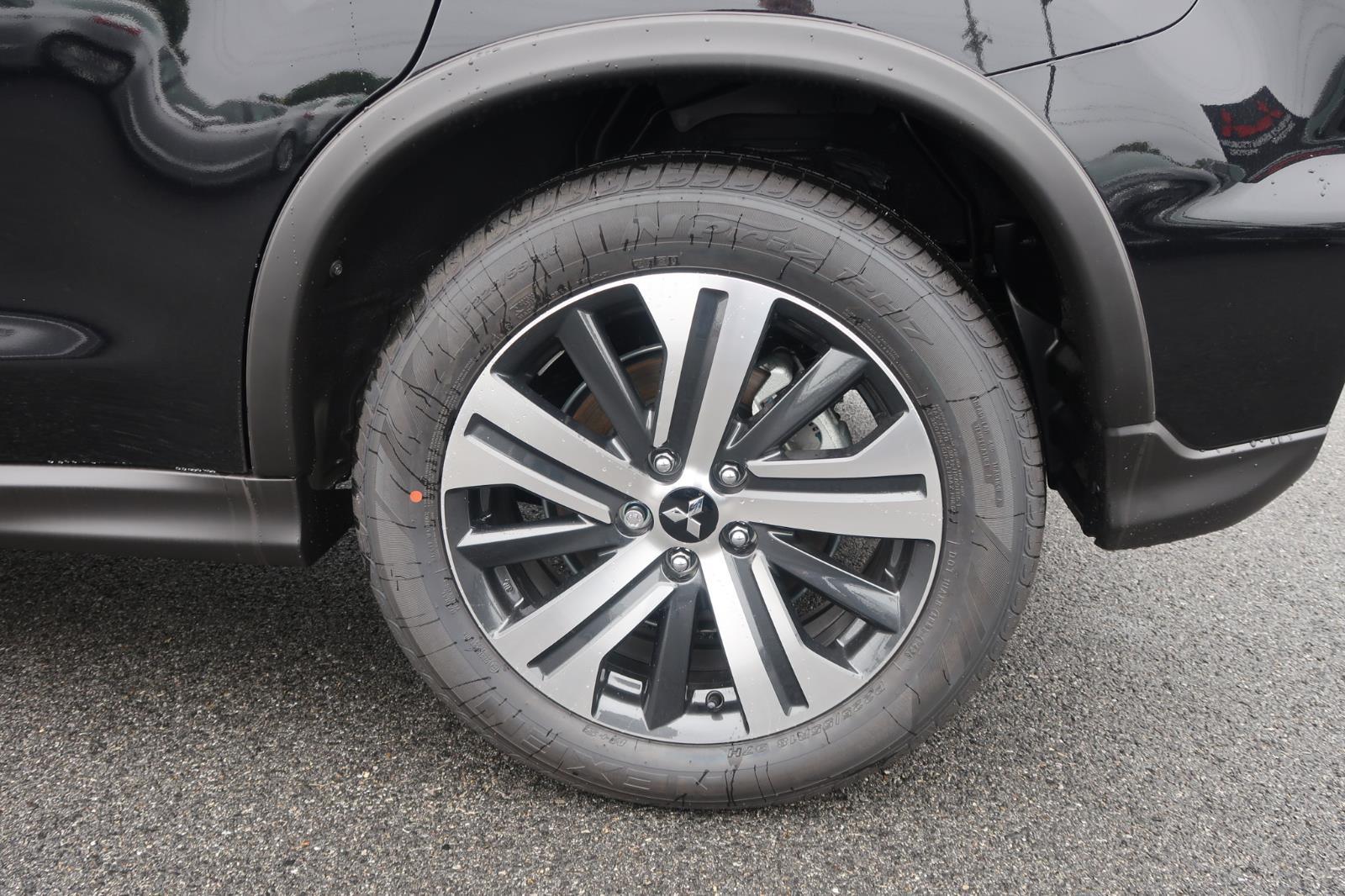2025 Mitsubishi Outlander Sport ES