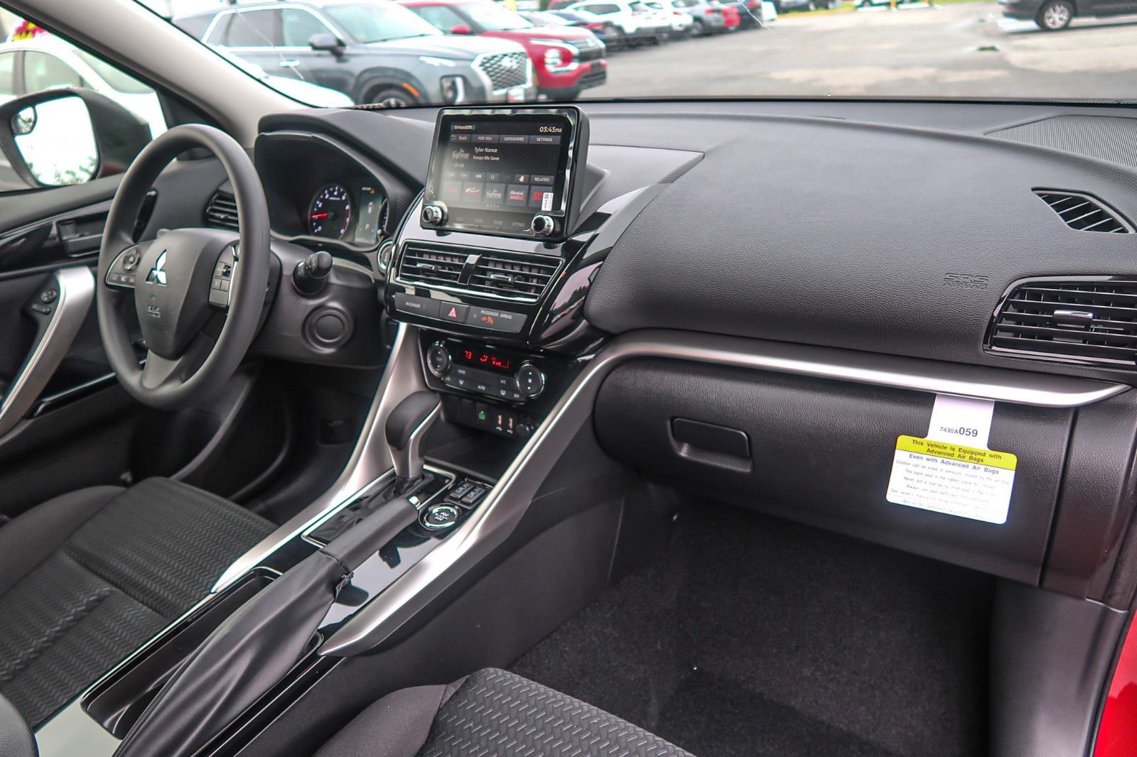 2025 Mitsubishi Eclipse Cross LE