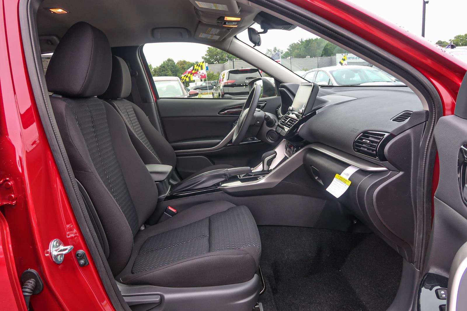 2025 Mitsubishi Eclipse Cross LE