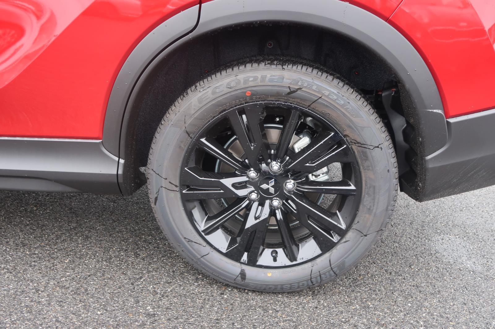 2025 Mitsubishi Eclipse Cross LE