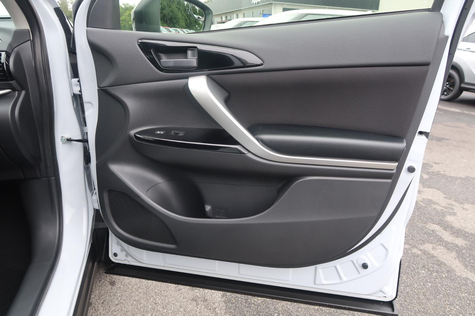2025 Mitsubishi Eclipse Cross LE S-AWC