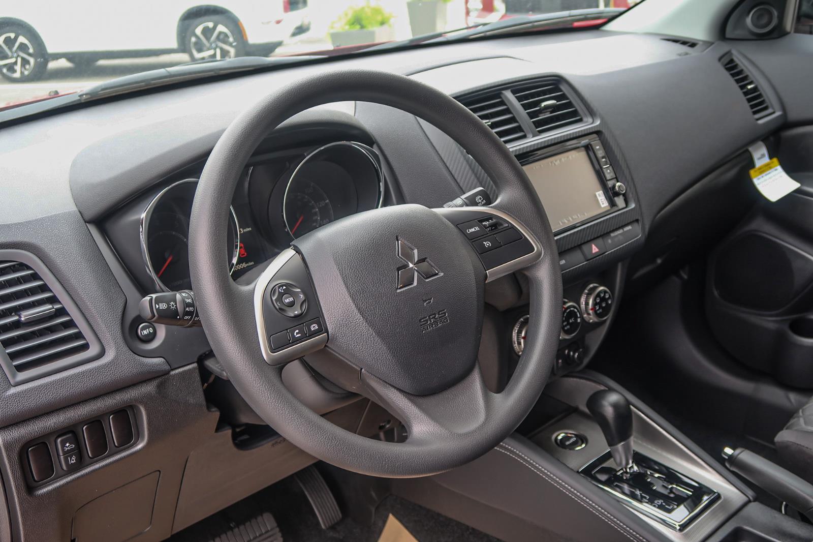 2025 Mitsubishi Outlander Sport ES