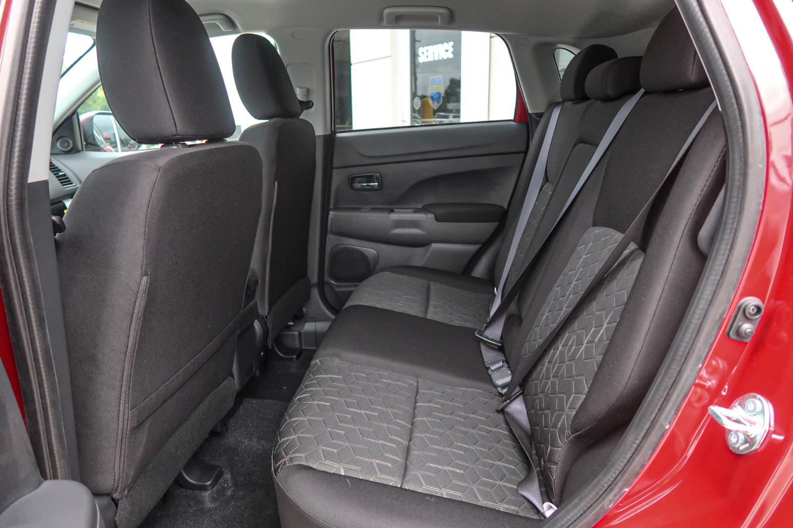2025 Mitsubishi Outlander Sport ES