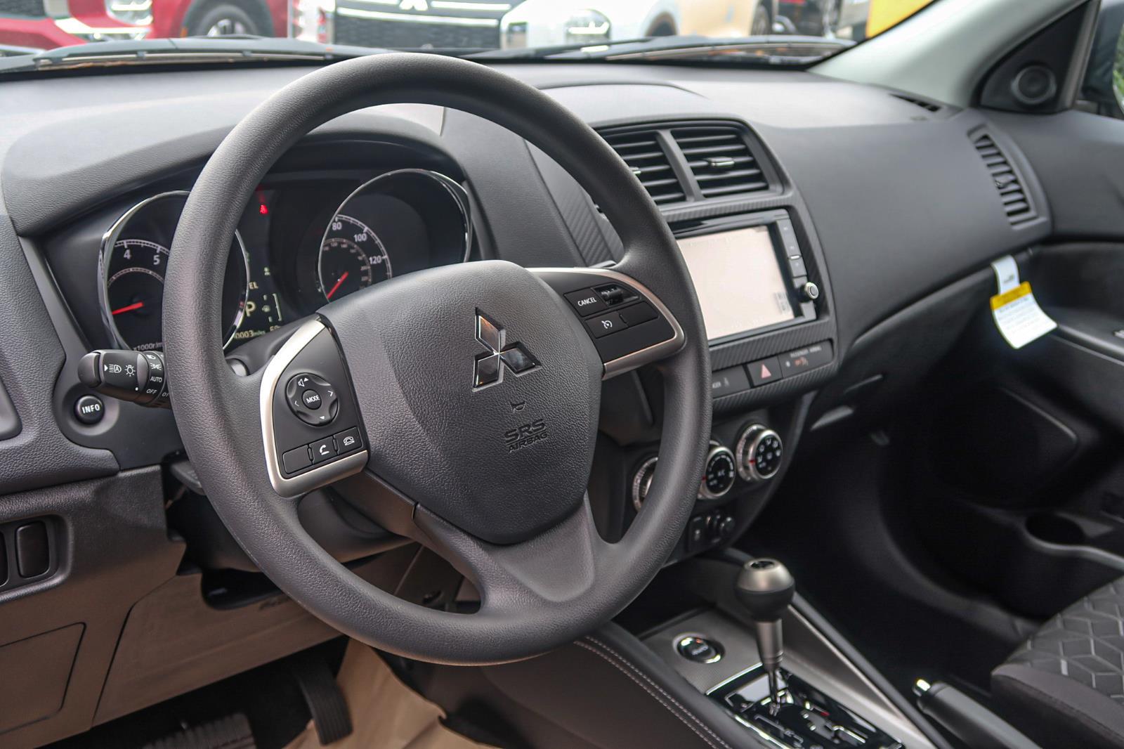 2025 Mitsubishi Outlander Sport ES