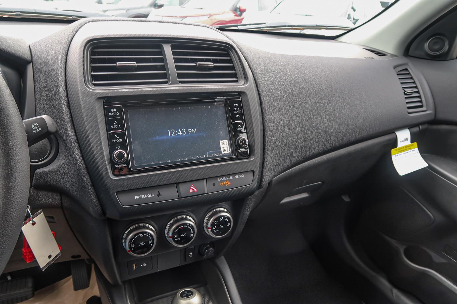 2025 Mitsubishi Outlander Sport ES