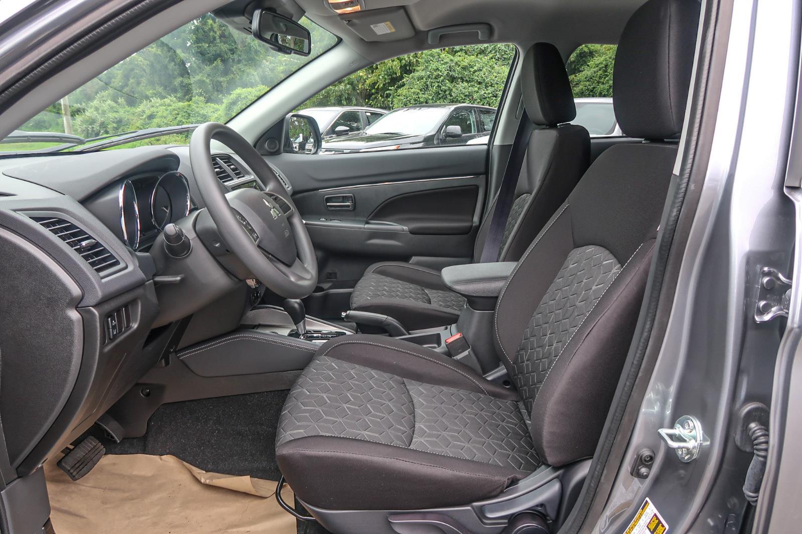 2025 Mitsubishi Outlander Sport ES