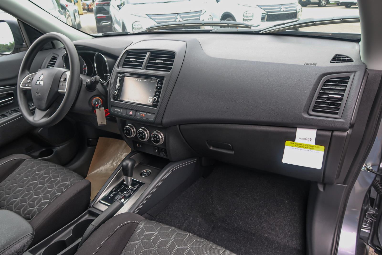 2025 Mitsubishi Outlander Sport ES