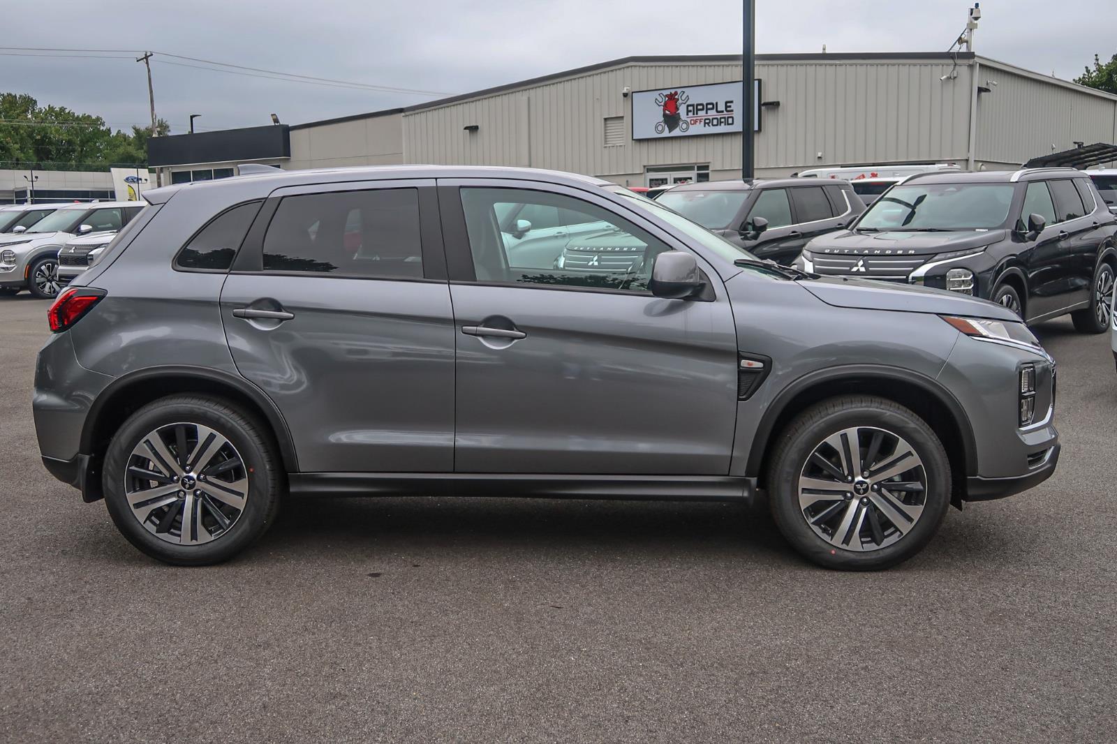 2025 Mitsubishi Outlander Sport ES