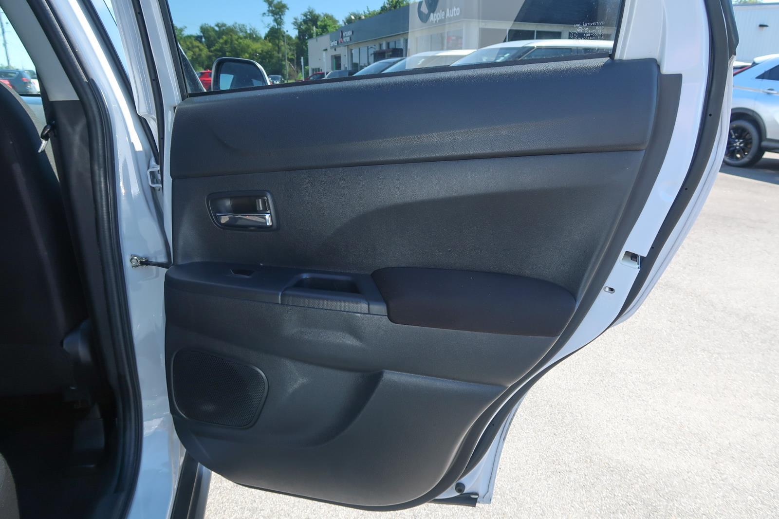2022 Mitsubishi Outlander Sport ES