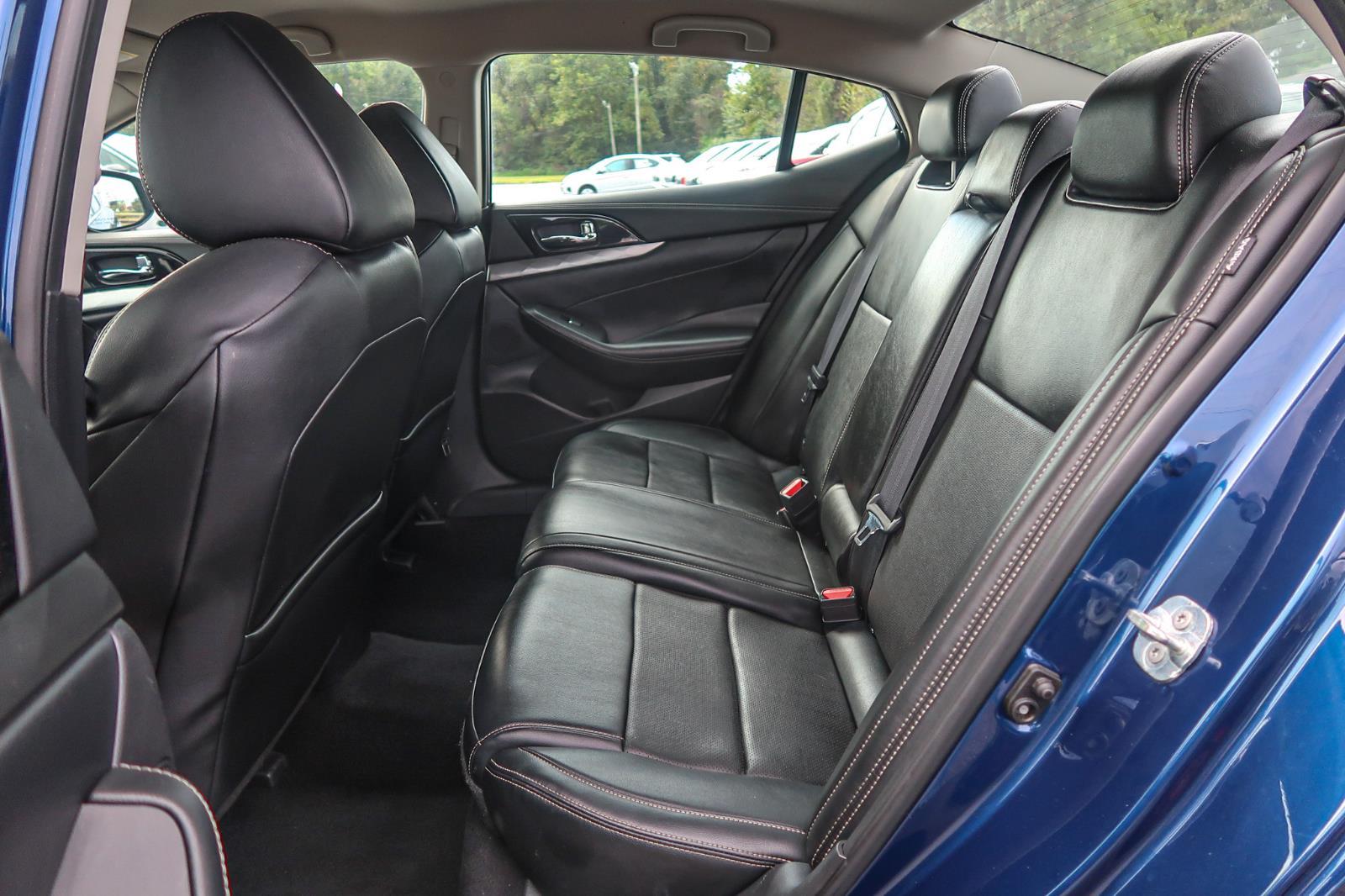 2021 Nissan Maxima SV Xtronic CVT