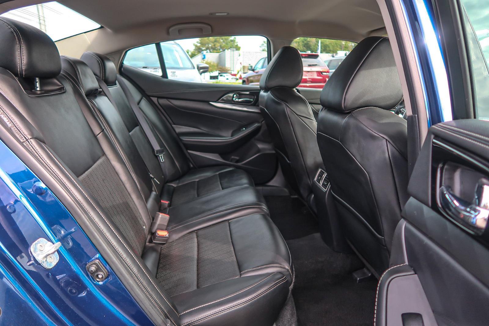 2021 Nissan Maxima SV Xtronic CVT