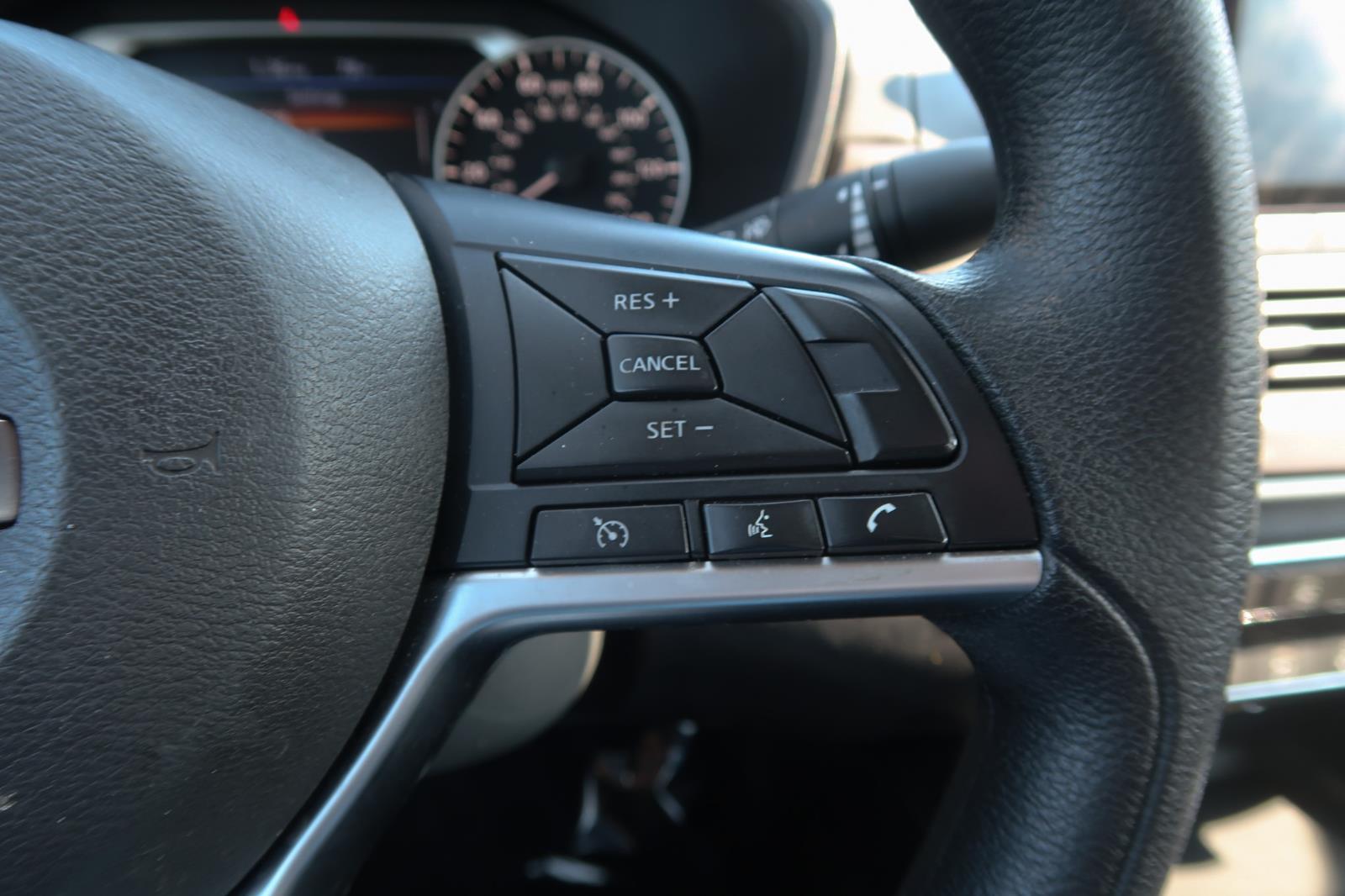 2023 Nissan Altima SV FWD