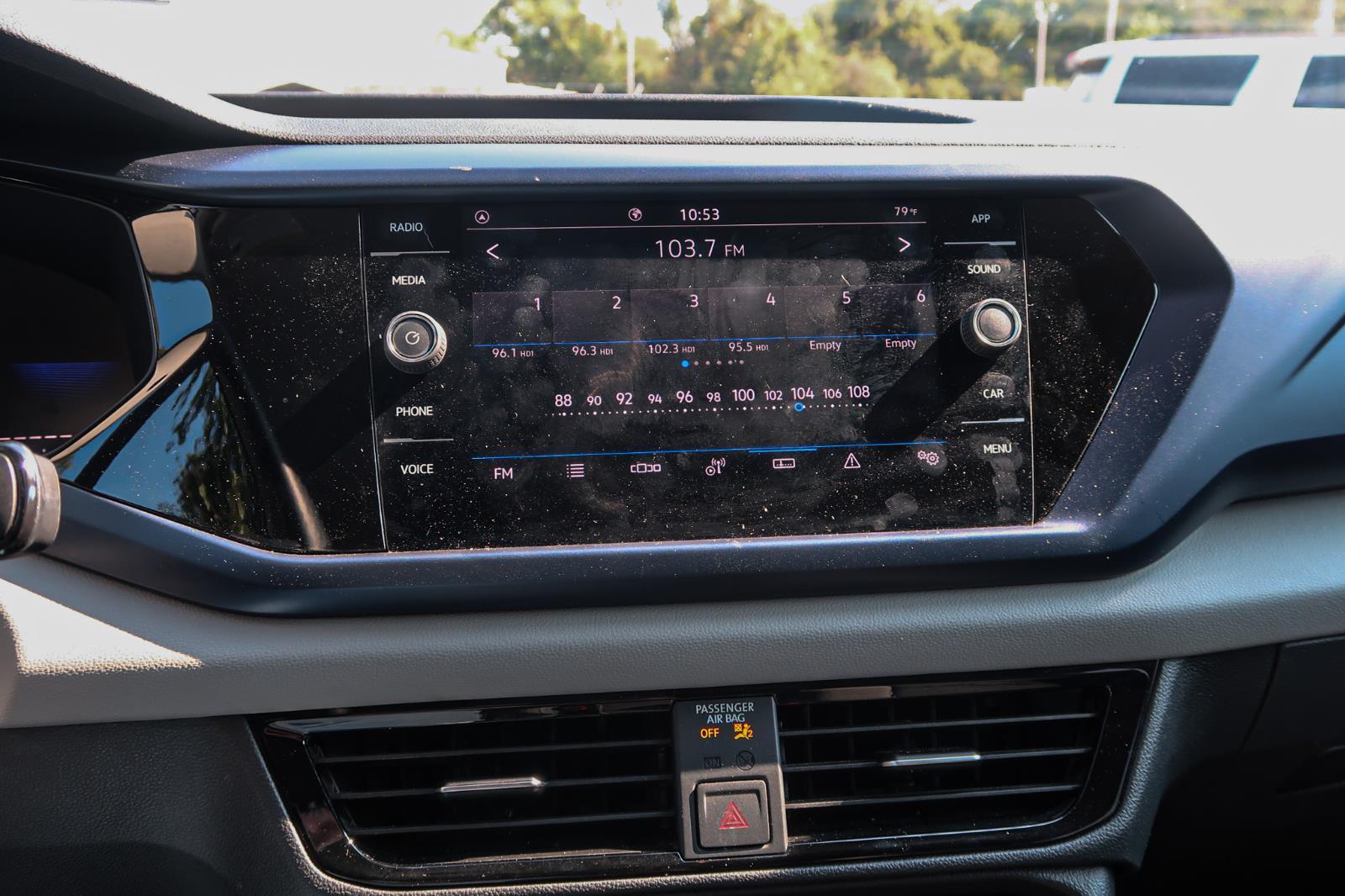 2023 Volkswagen Taos SE