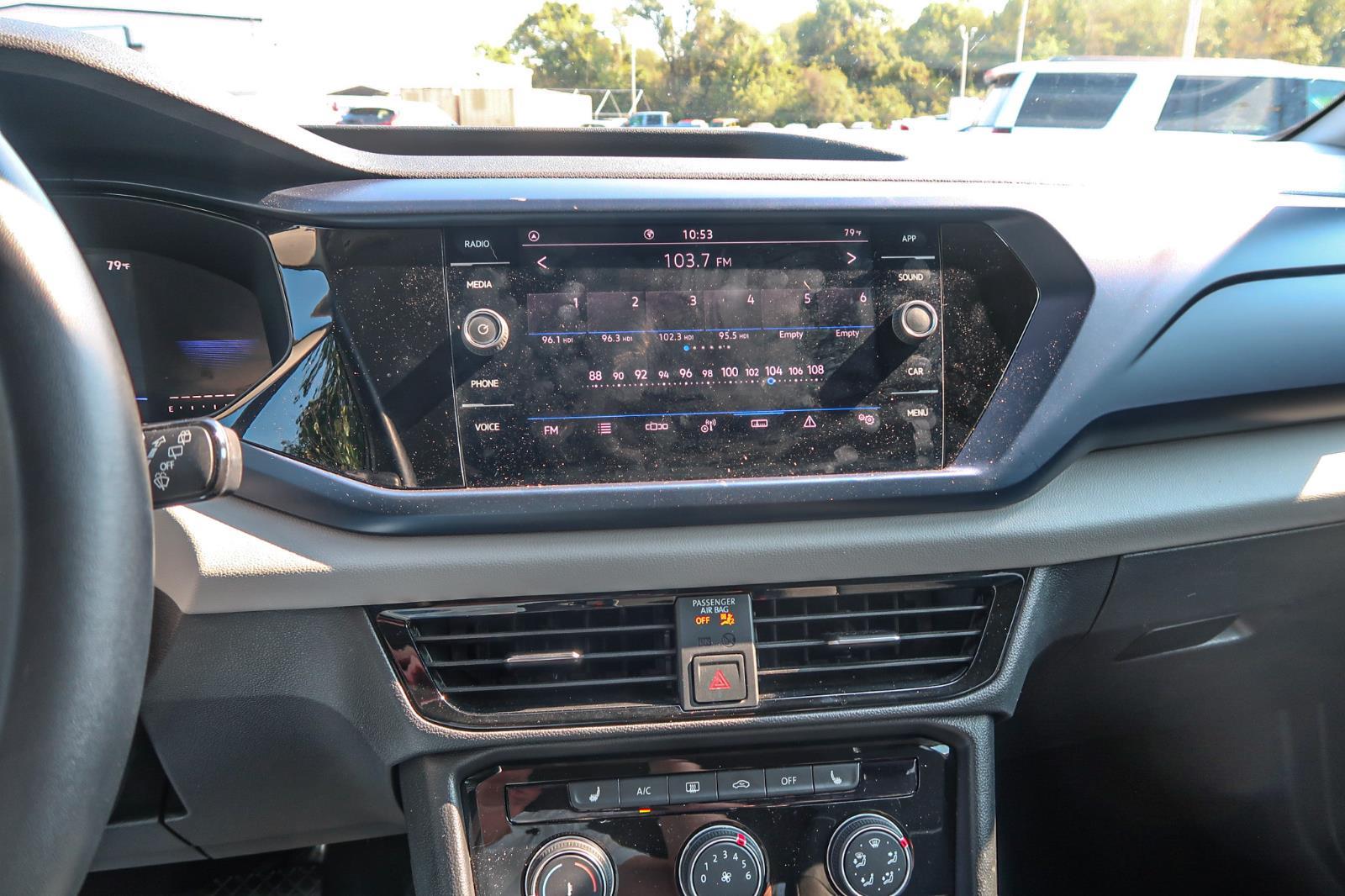2023 Volkswagen Taos SE