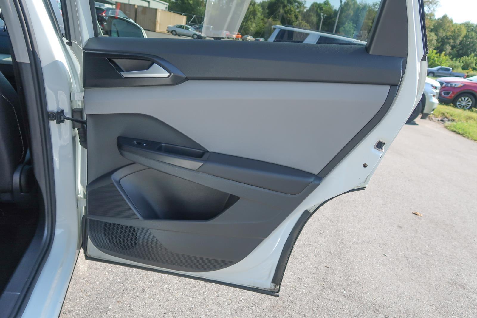 2023 Volkswagen Taos SE