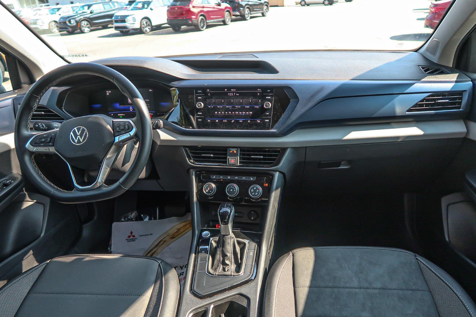 2023 Volkswagen Taos SE