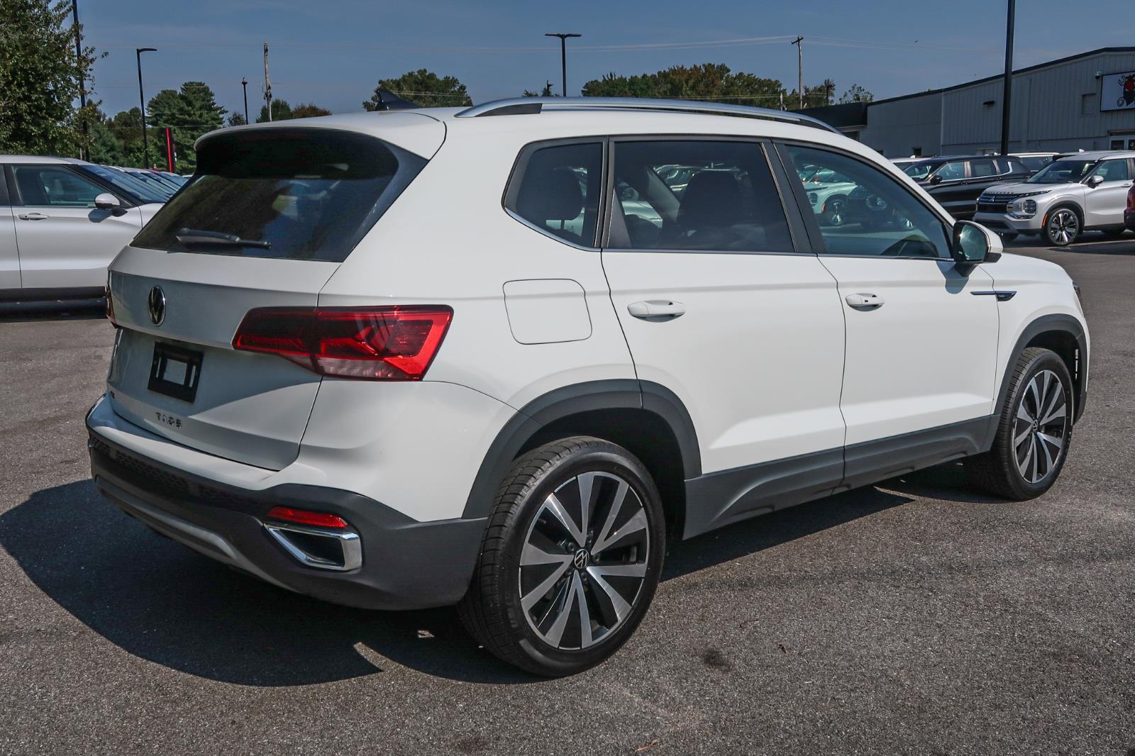 2023 Volkswagen Taos SE