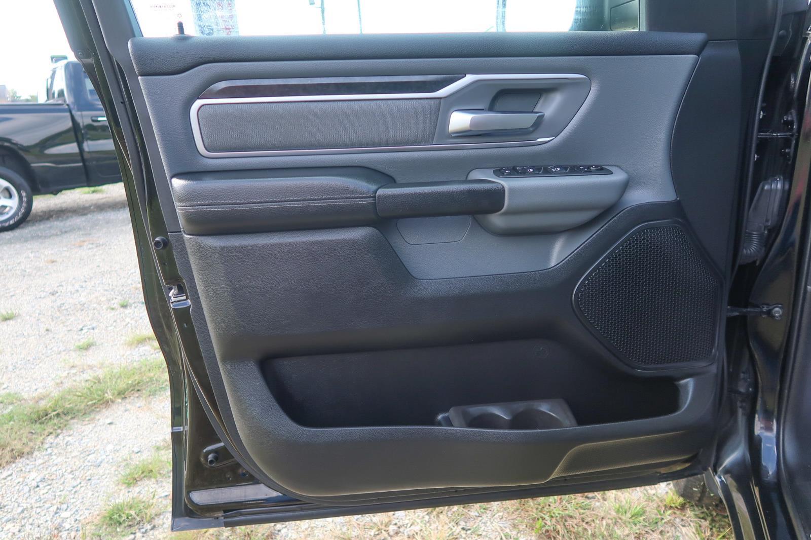 2021 Ram 1500 Big Horn Crew Cab 4x4 6'4" Box