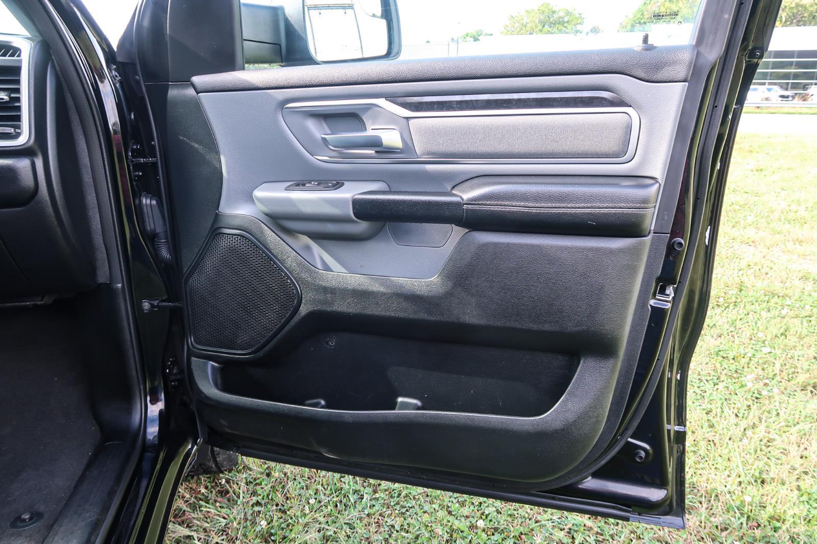 2021 Ram 1500 Big Horn Crew Cab 4x4 6'4" Box