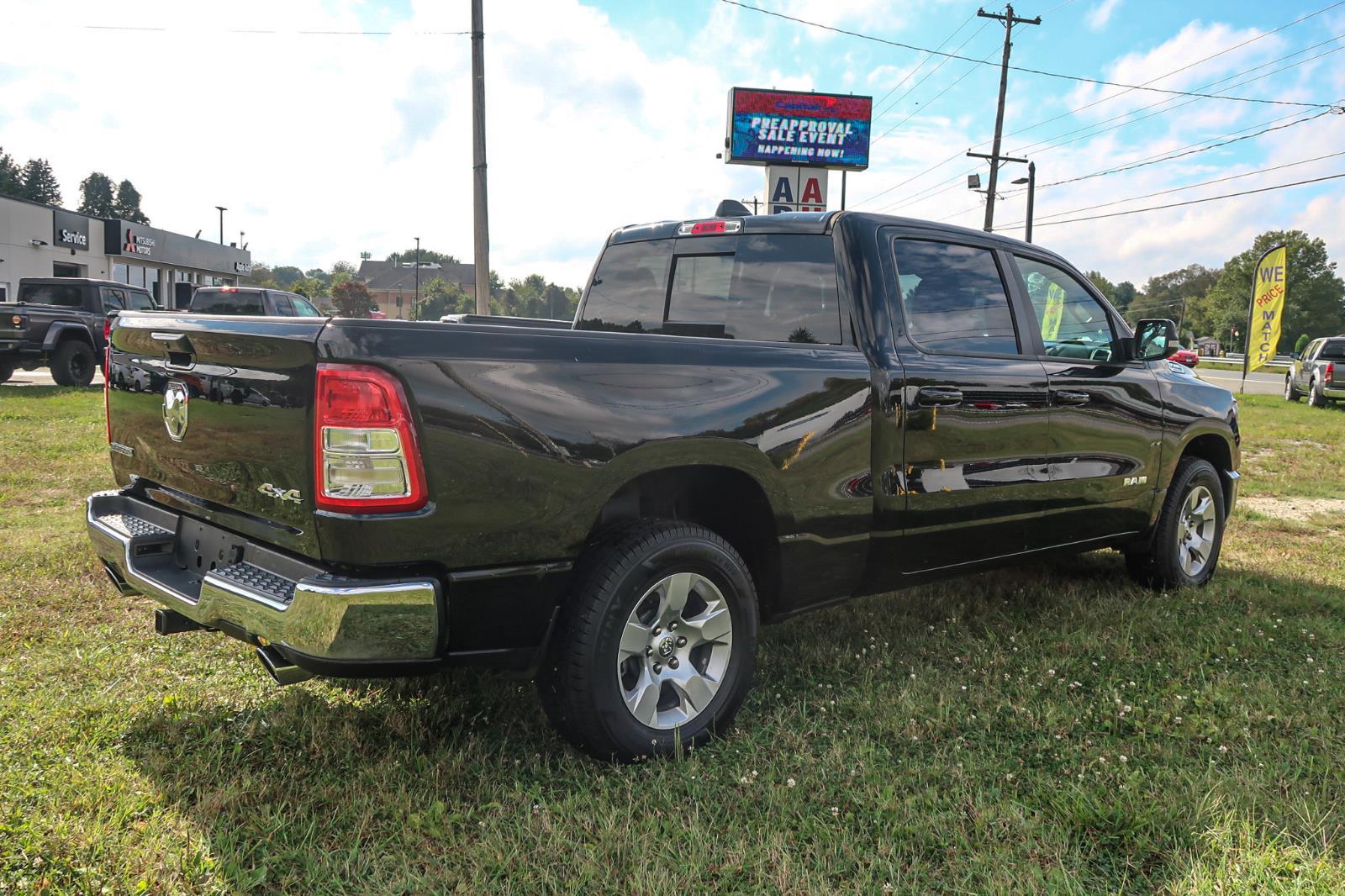 2021 Ram 1500 Big Horn Crew Cab 4x4 6'4" Box