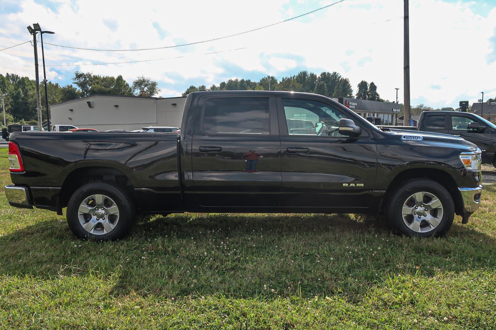 2021 Ram 1500 Big Horn Crew Cab 4x4 6'4" Box