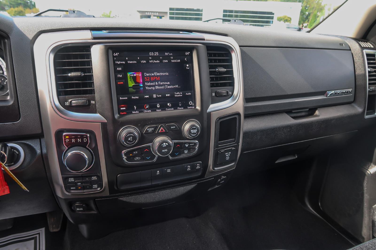 2019 Ram 1500 Classic Big Horn Crew Cab 4x4 6'4" Box