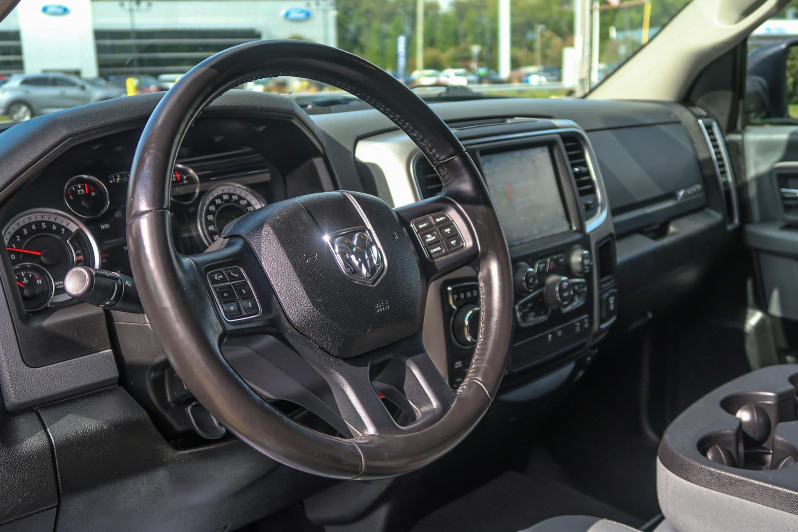 2019 Ram 1500 Classic Big Horn Crew Cab 4x4 6'4" Box