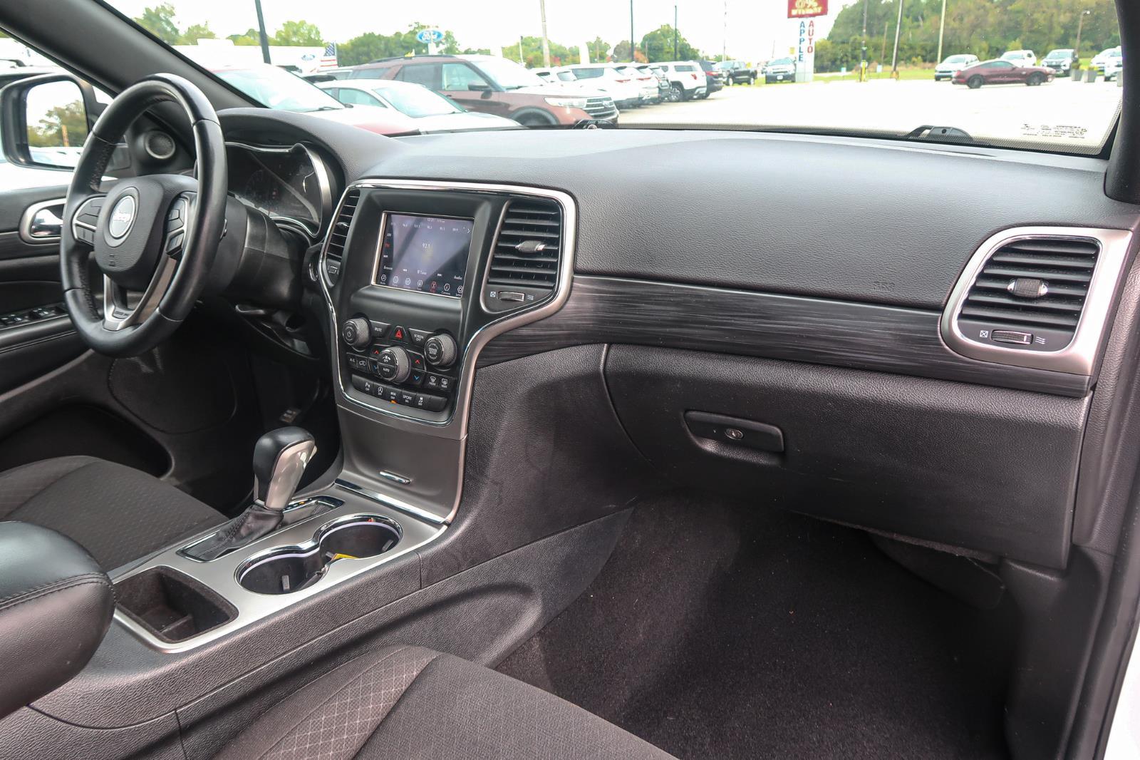 2019 Jeep Grand Cherokee Laredo E 4x4