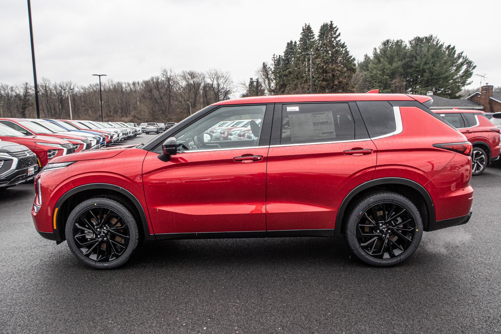 New 2024 Mitsubishi Outlander SE Black Edition (245219) For Sale In ...