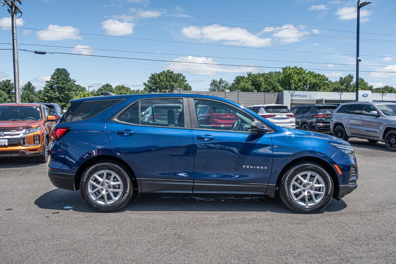 2022 Chevrolet Equinox LS