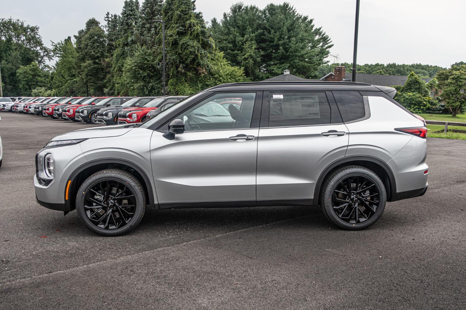 2024 Mitsubishi Outlander SEL Black Edition