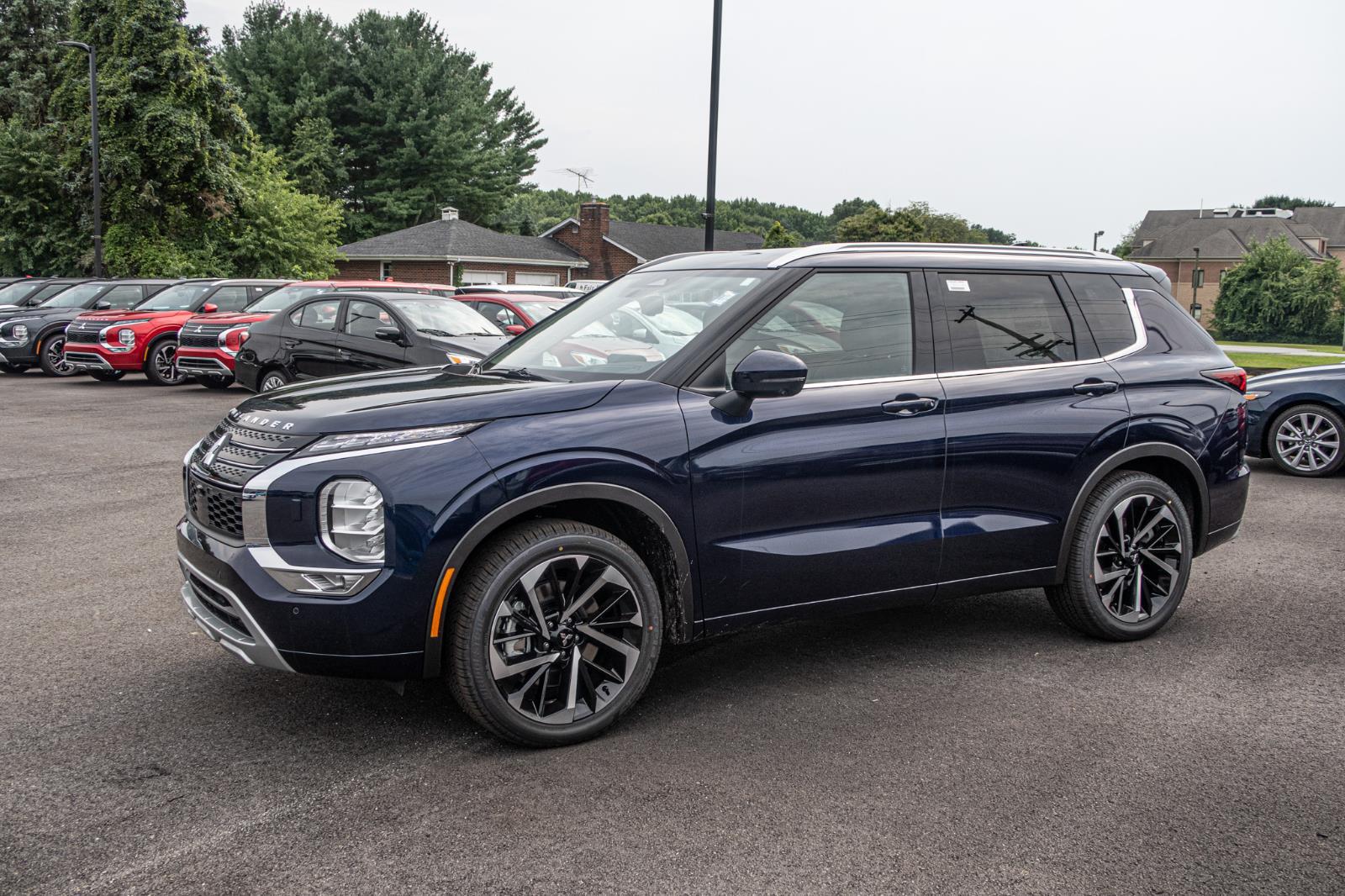 2024 Mitsubishi Outlander SEL