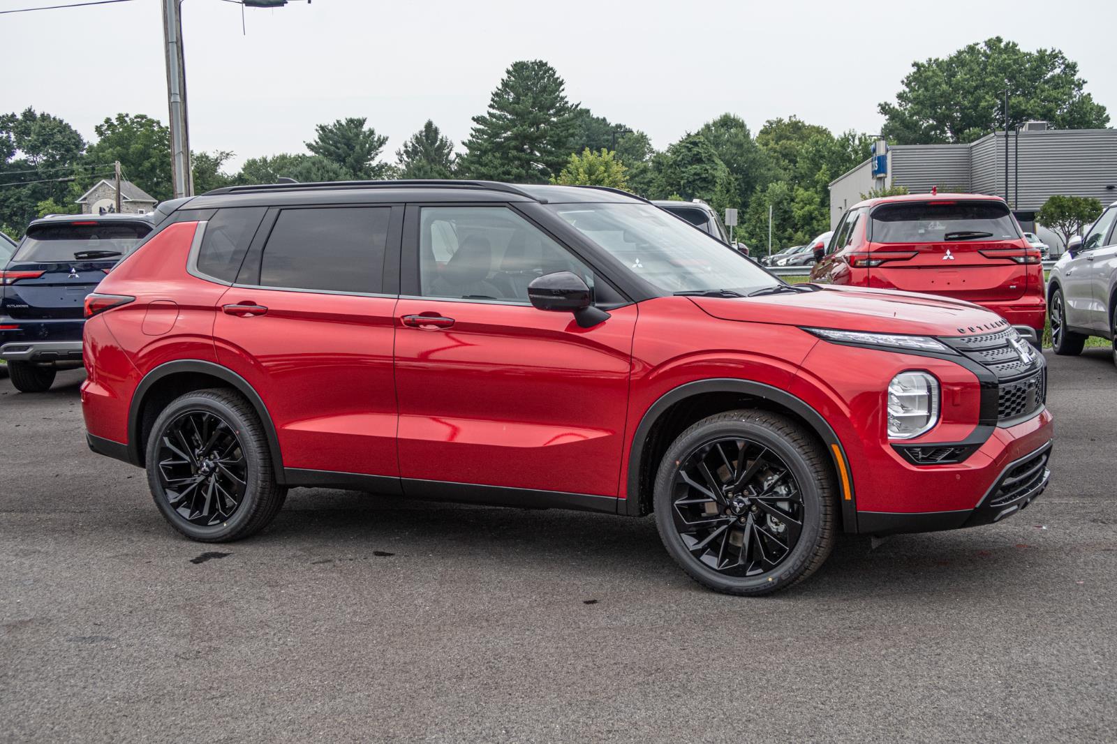 2024 Mitsubishi Outlander SEL Black Edition