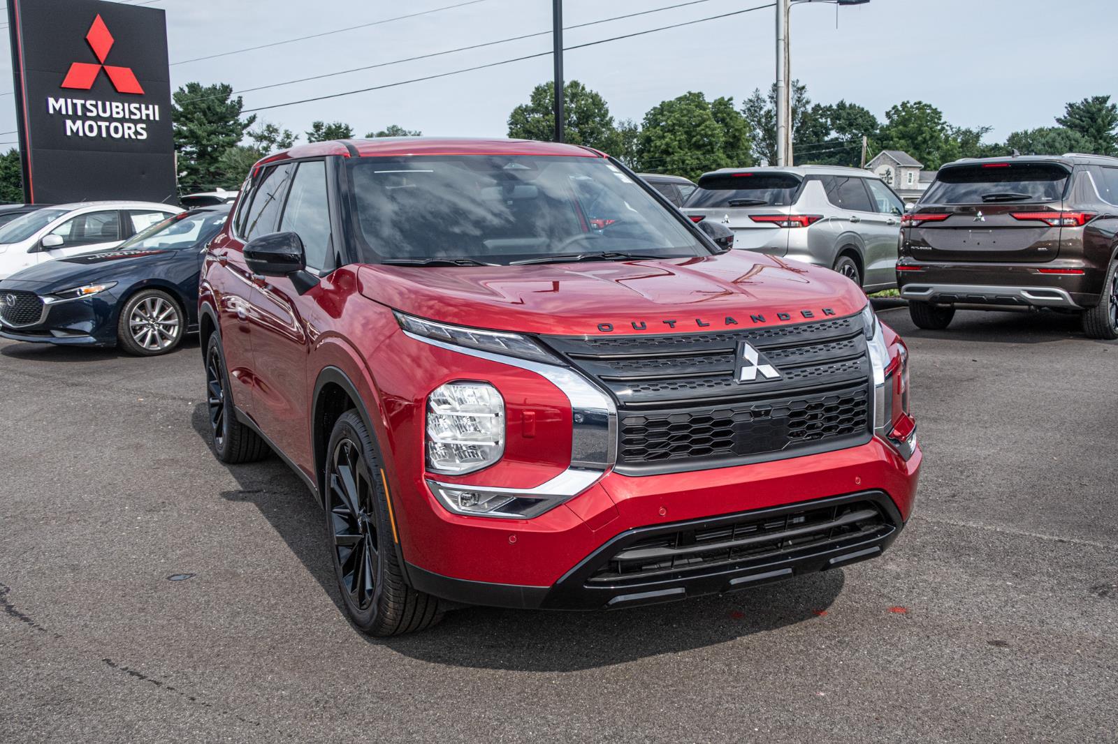 2024 Mitsubishi Outlander SE