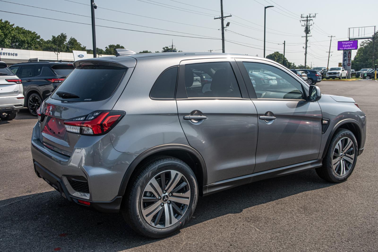 2024 Mitsubishi Outlander Sport ES