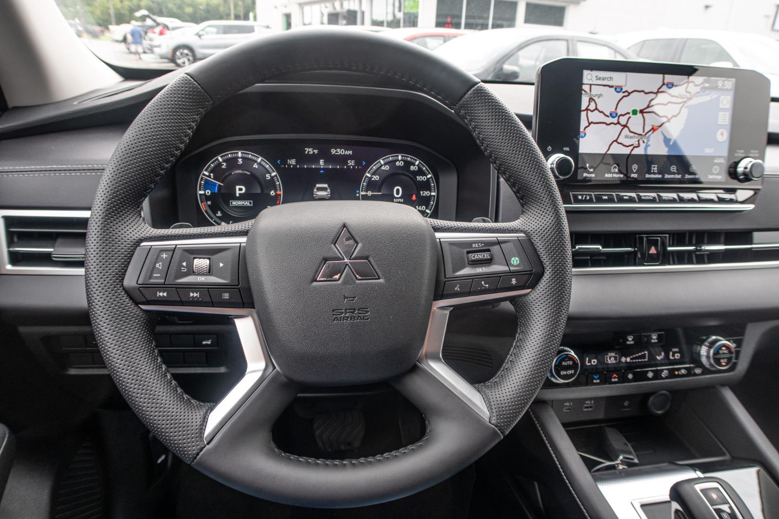 2024 Mitsubishi Outlander SEL