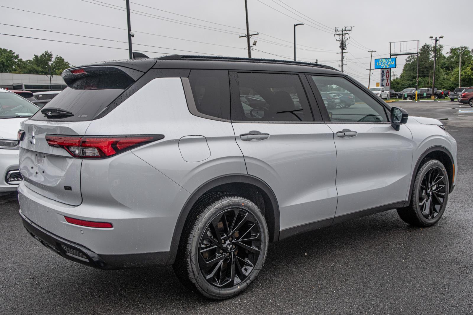 2024 Mitsubishi Outlander SEL Black Edition