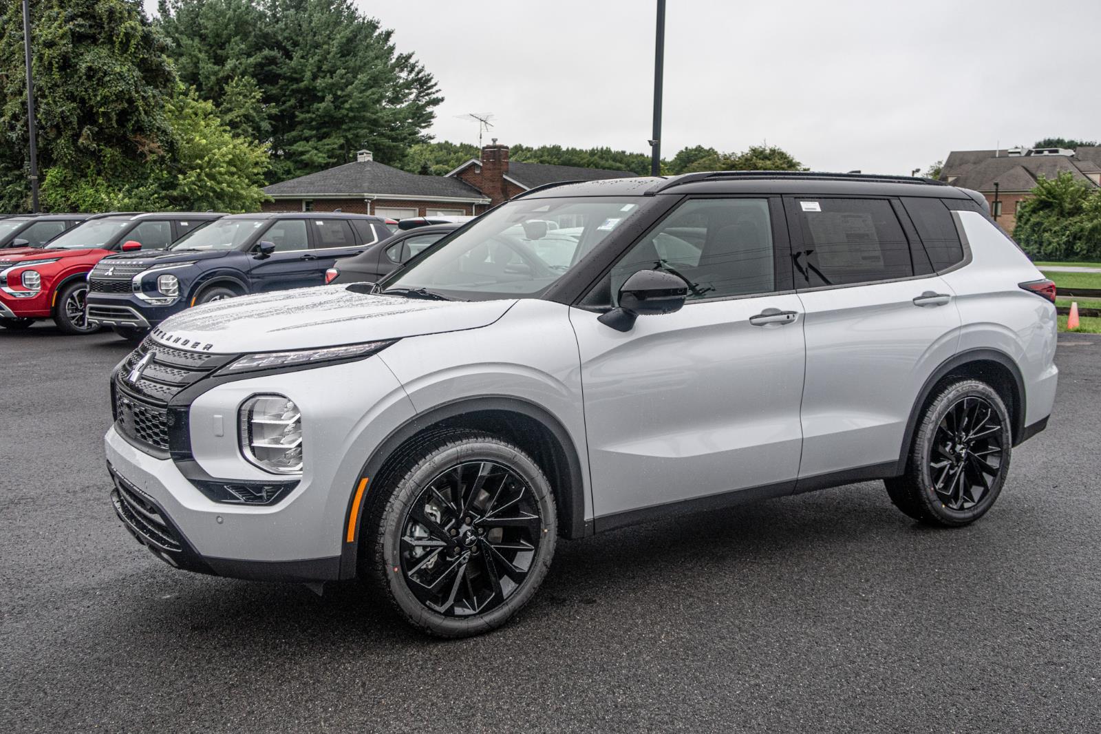 2024 Mitsubishi Outlander SEL Black Edition