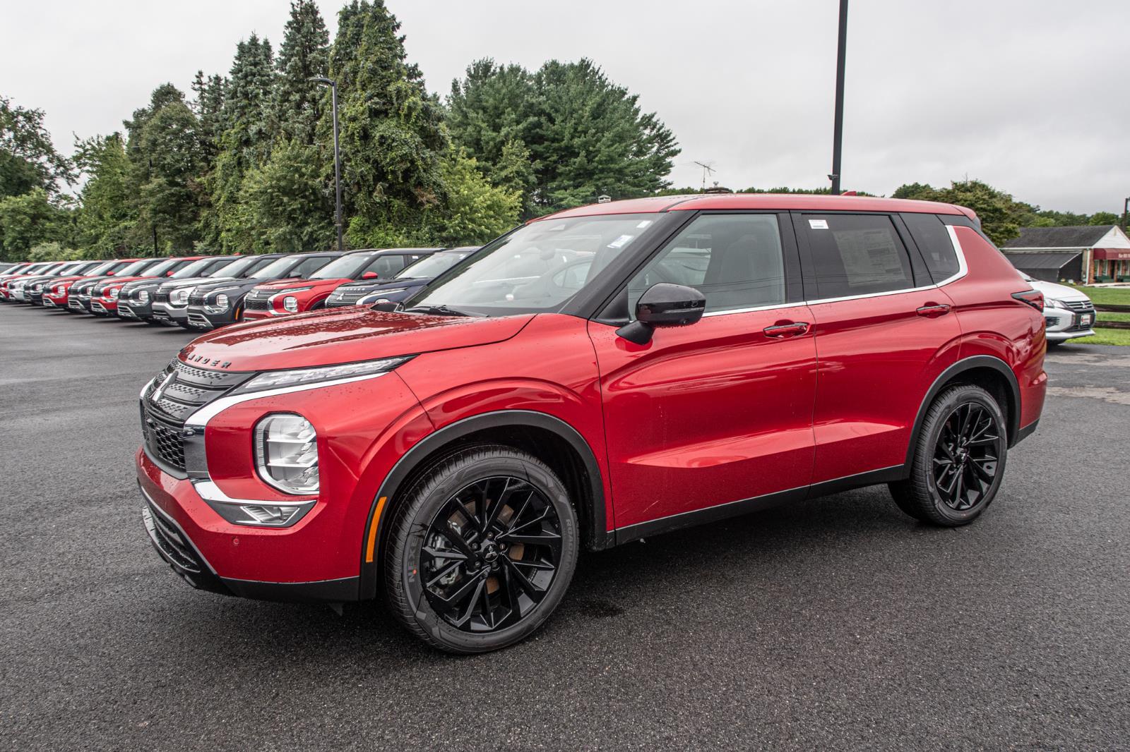 2024 Mitsubishi Outlander SE