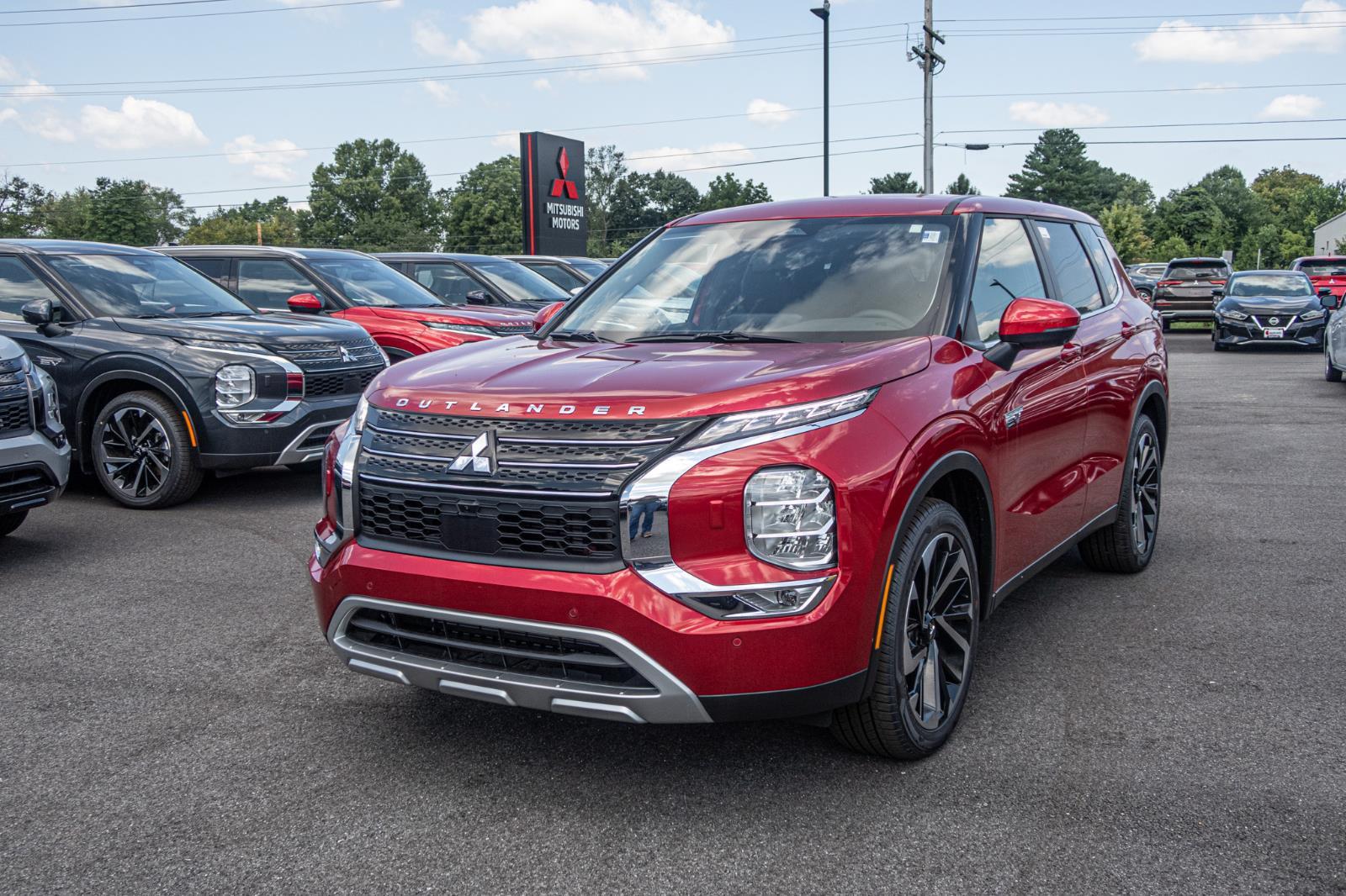 2024 Mitsubishi Outlander PHEV SE