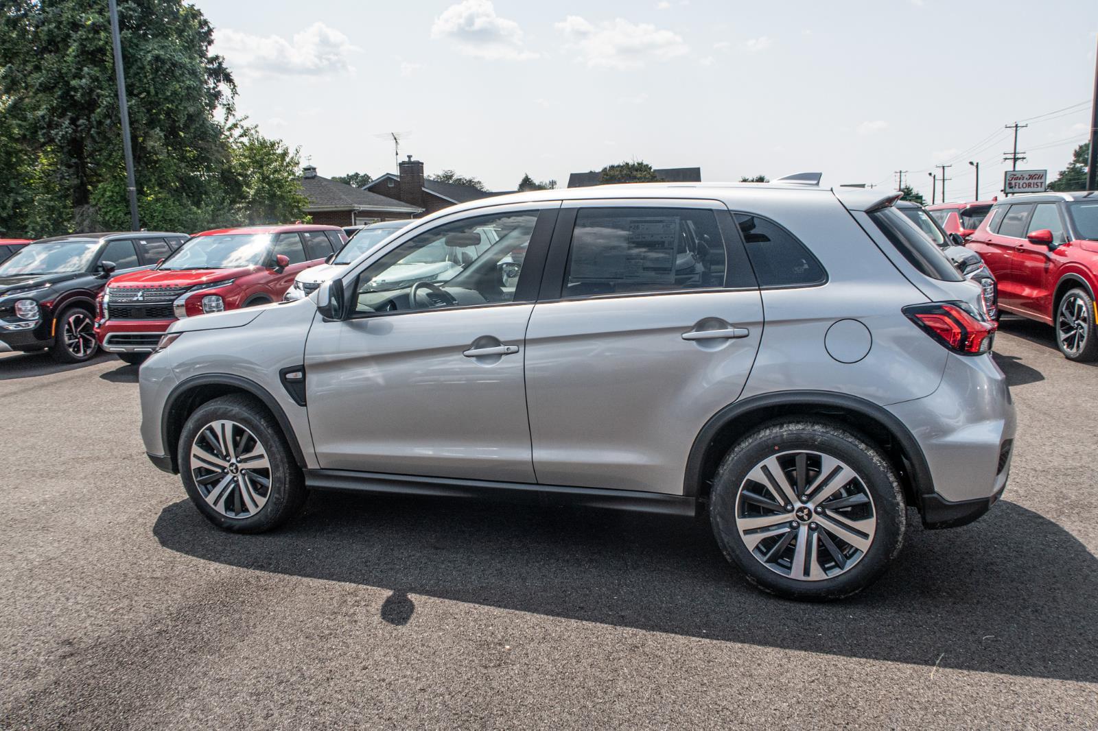 2024 Mitsubishi Outlander Sport ES