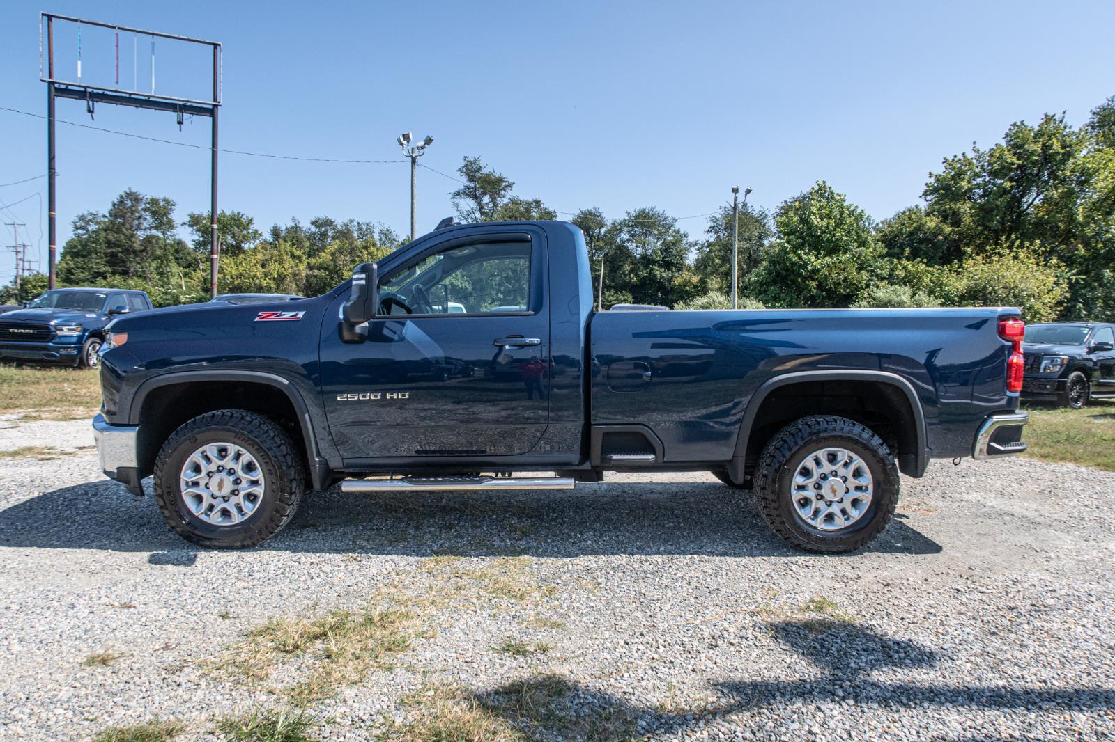 Used 2022 Chevrolet Silverado 2500HD LT with VIN 1GC3YNE71NF104011 for sale in Elkton, MD