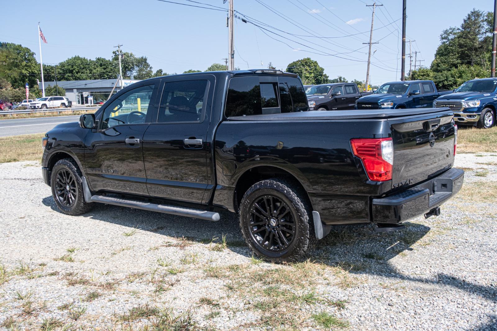 2019 Nissan Titan SV