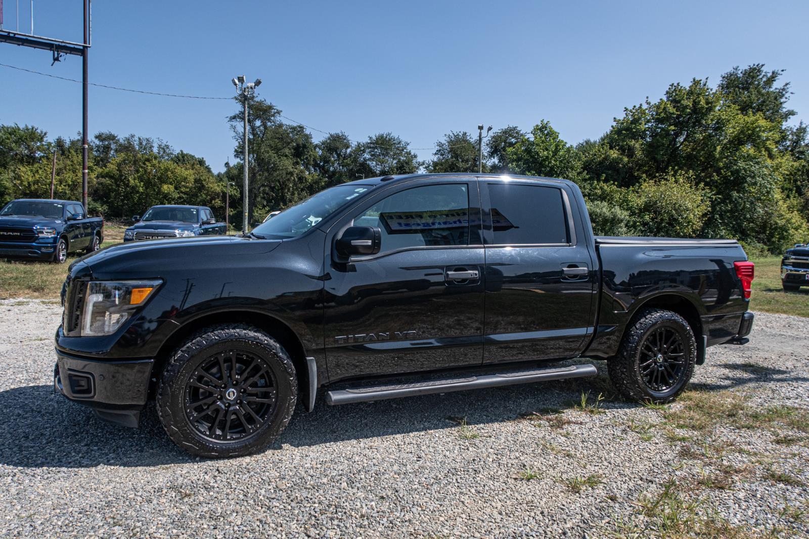 2019 Nissan Titan SV