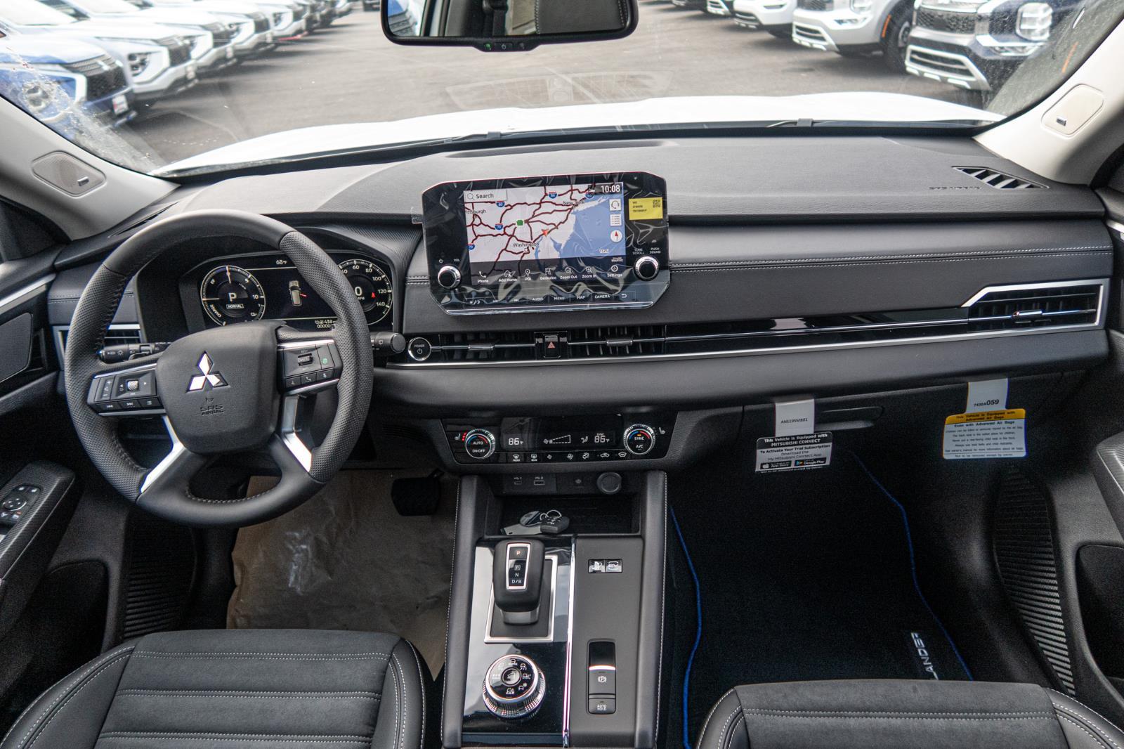 2024 Mitsubishi Outlander PHEV SE