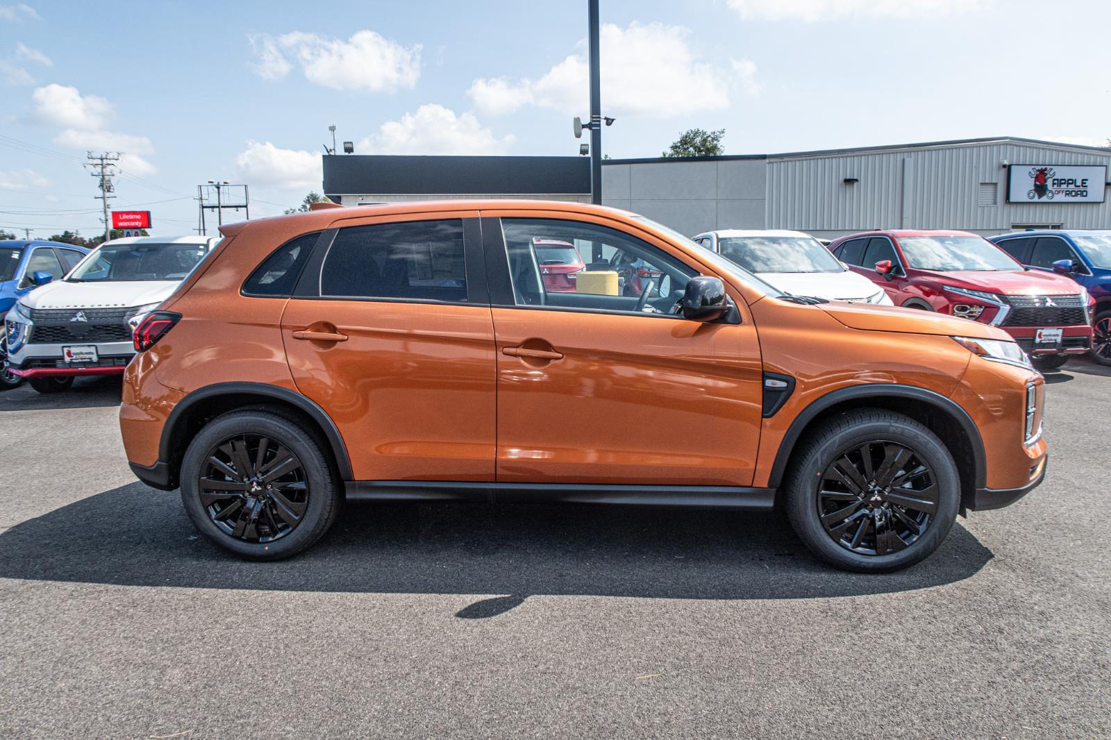 2024 Mitsubishi Outlander Sport LE