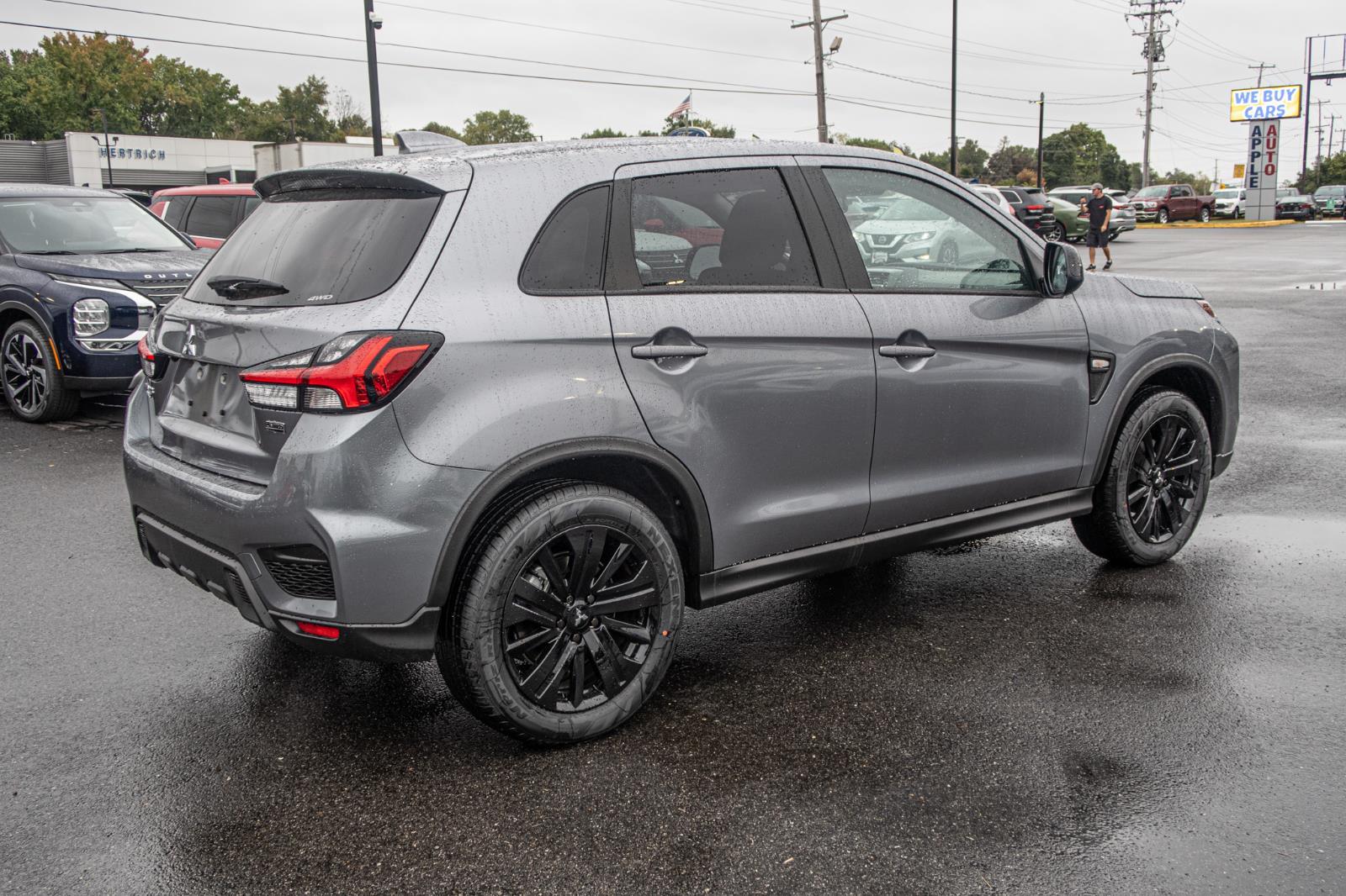 2024 Mitsubishi Outlander Sport LE