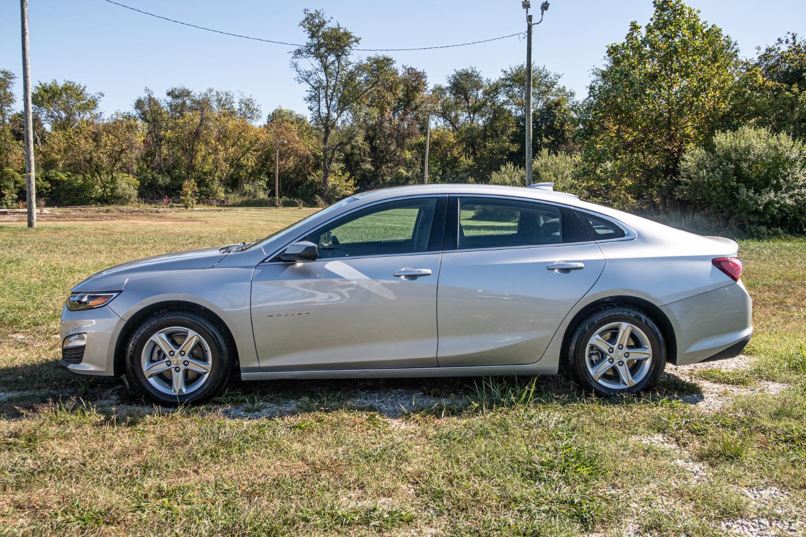 Used 2022 Chevrolet Malibu 1LT with VIN 1G1ZD5ST7NF174404 for sale in Elkton, MD