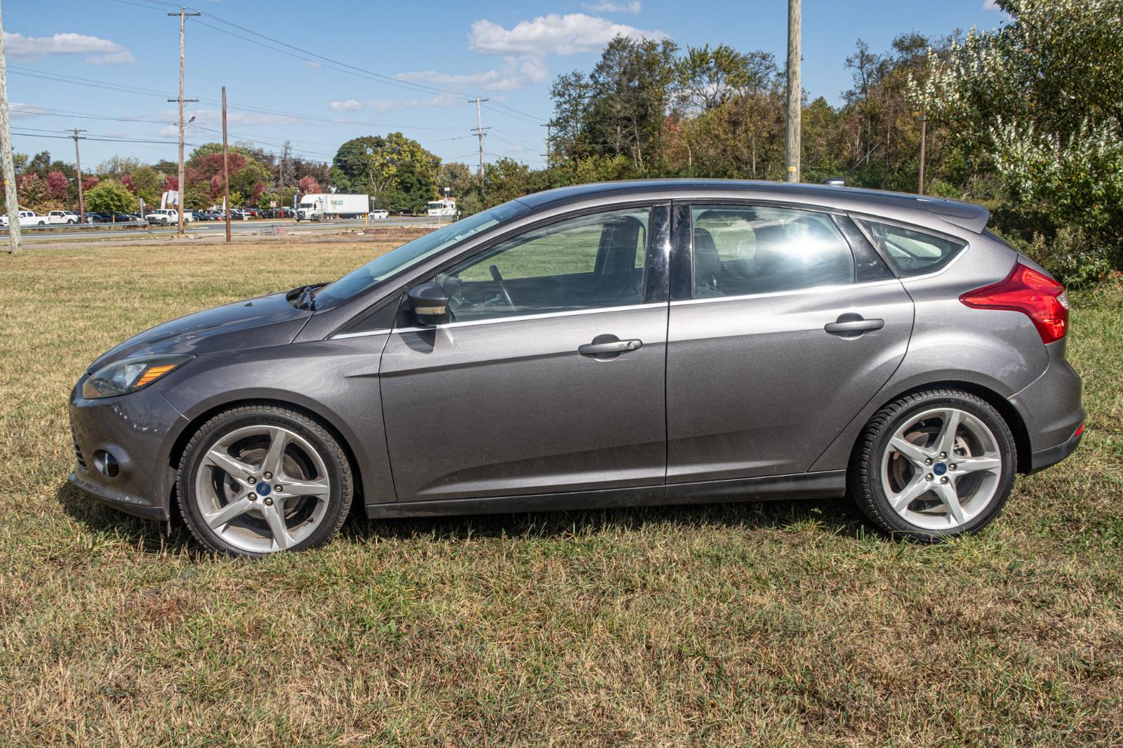 Used 2012 Ford Focus Titanium with VIN 1FAHP3N27CL101863 for sale in Elkton, MD